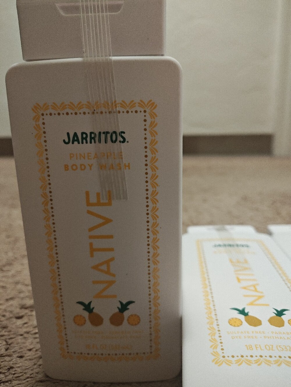 4 Native Jarritos Pineapple Body Wash - Picture 2 of 3